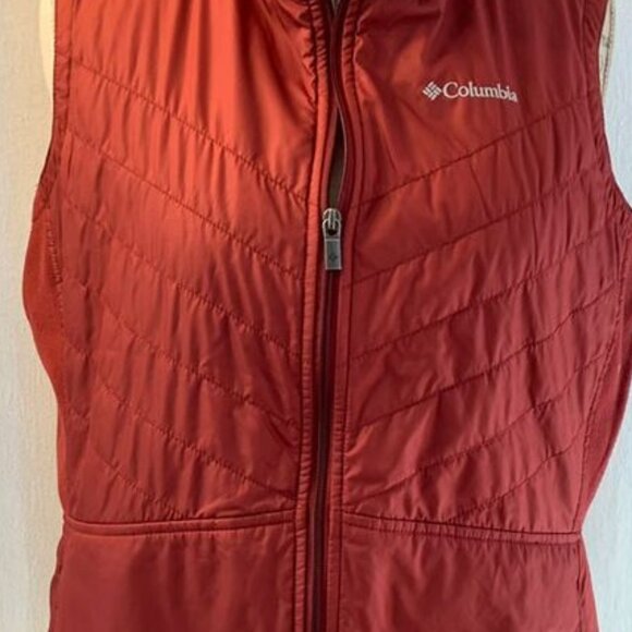 Columbia Sportwear Vest from the Women’s Heavenly™ Vest Collection: Size L - Picture 10 of 10
